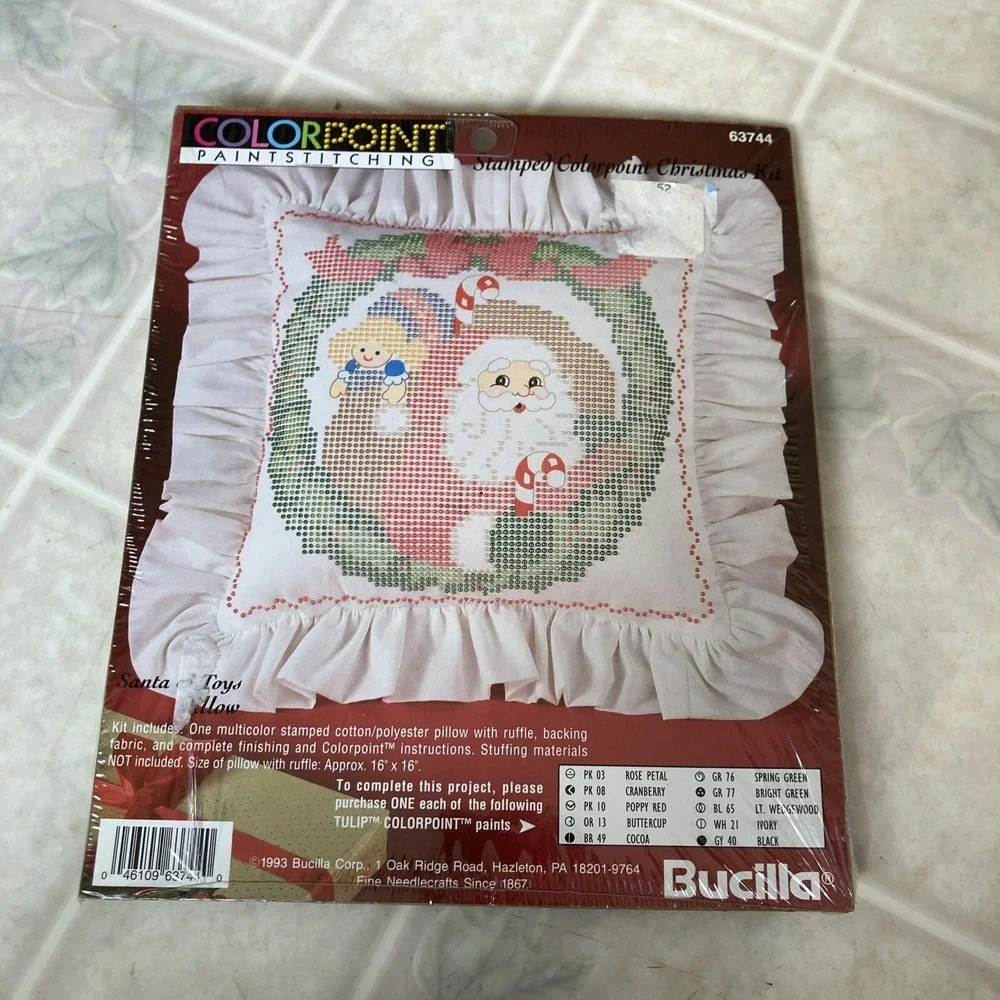 Santa & Toys Pillow Bucilla Kit 63744 Stamped‎ Cloth Colorpoint Sealed